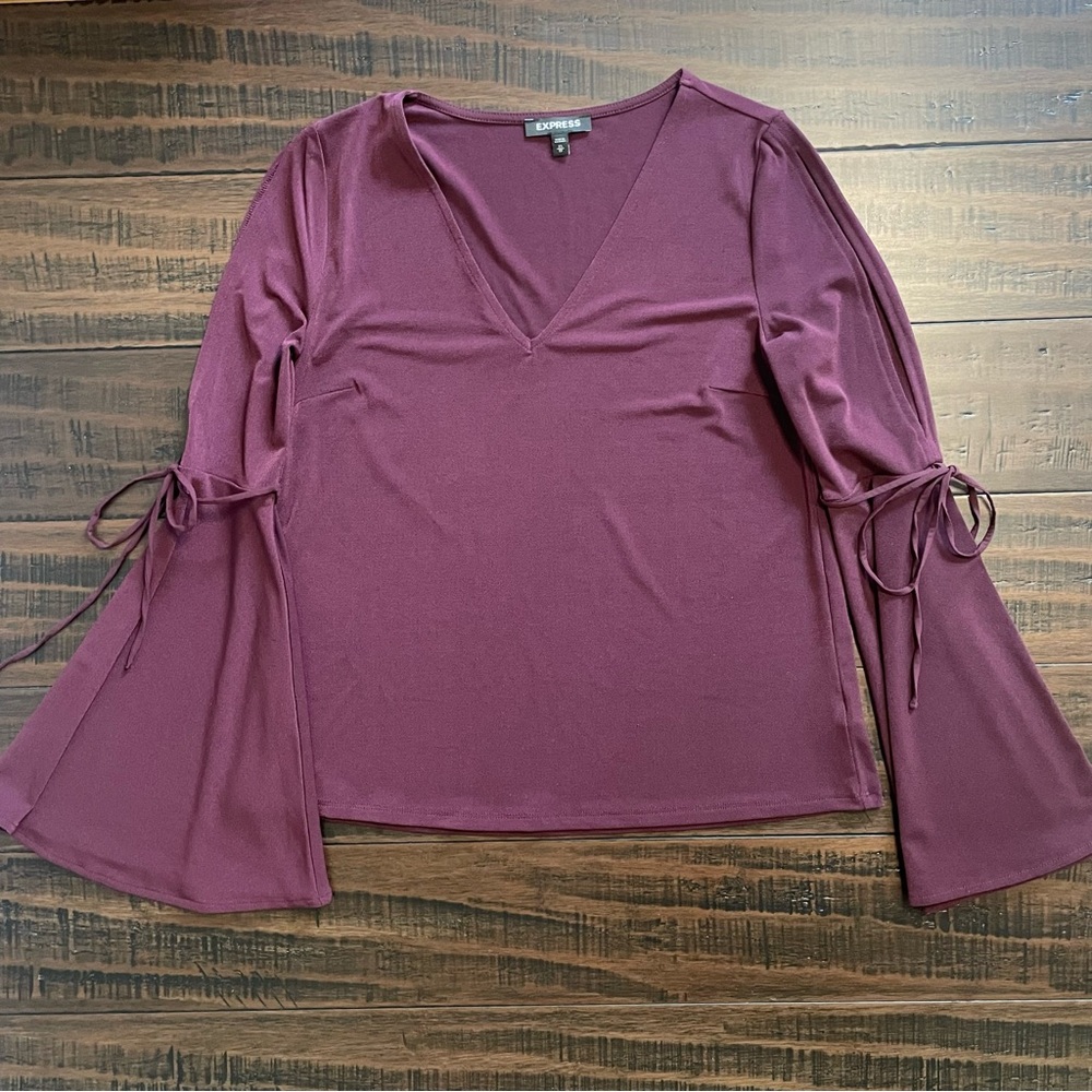 Express Maroon Bell Sleeve V-Neck Blouse - Picture 5 of 9
